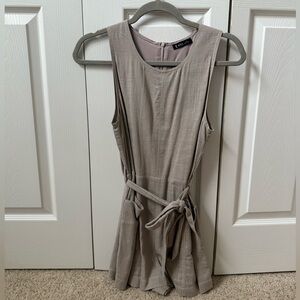 Linen Sleeveless Romper in Taupe, S
